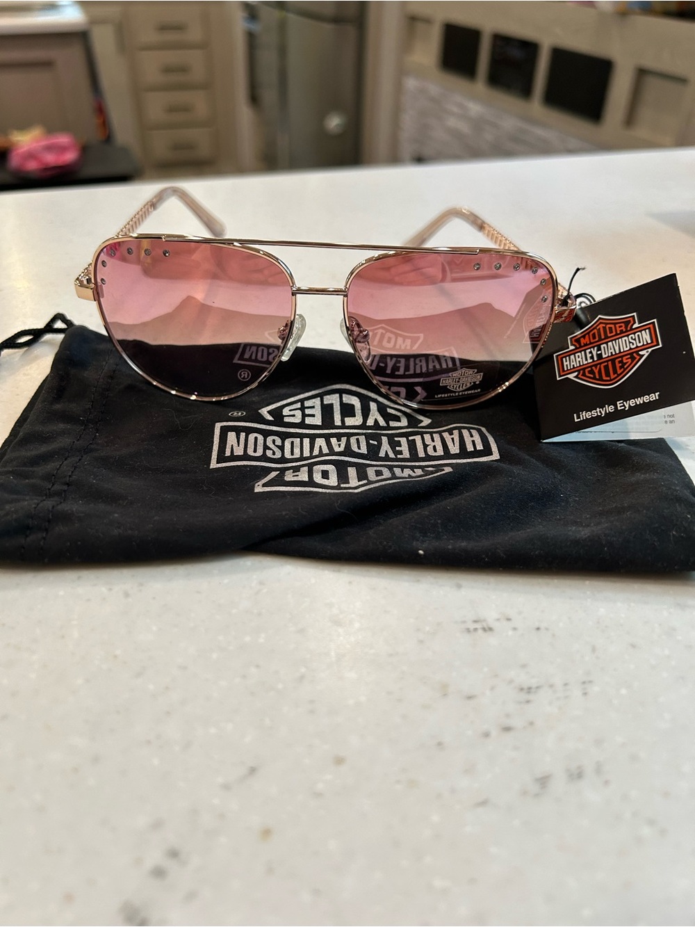 Harley-Davidson Gold Frame Sunglasses with Pink Gradient Lenses